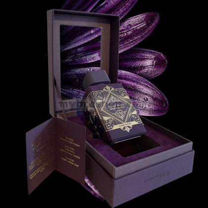 Луксозен арабски парфюм Badee Al Oud Amethyst  от Lattafa Perfumes 100 мл Пачули Дървесни нотки, Кехлибар Карамел, Ванилия Агарово дърво