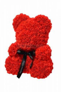 Мече от вечни червени рози в кутия за именни дни, рожденни дни,свети валентин  размер 25СМ
