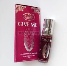 Арабско парфюмно масло от Give me La De Classic -  6 ml  роза, момина сълза, лилия, сандалово дърво, мускус.