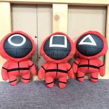 Плюшена играчка - ключодържател SQUID GAME / Скуид Гейм  изработена от мек плюш височина 11 см 