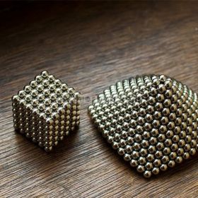 Антистрес пъзел игра с магнитни топки 216 броя диаметър на топките 5 мм цвят сребро